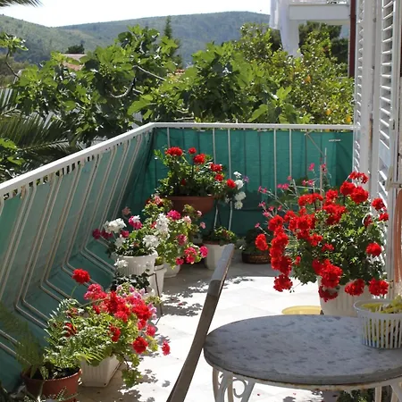 And With Parking Space Mlini, Dubrovnik - 8994 4* 믈리니