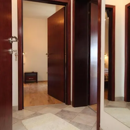 Casa de hóspedes And With Parking Space Mlini, Dubrovnik - 8994 4*