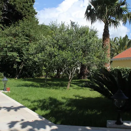 And With Parking Space Mlini, Dubrovnik - 8994 Gostinjska kuća