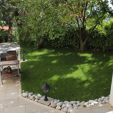 And With Parking Space Mlini, Dubrovnik - 8994 Gostinjska kuća